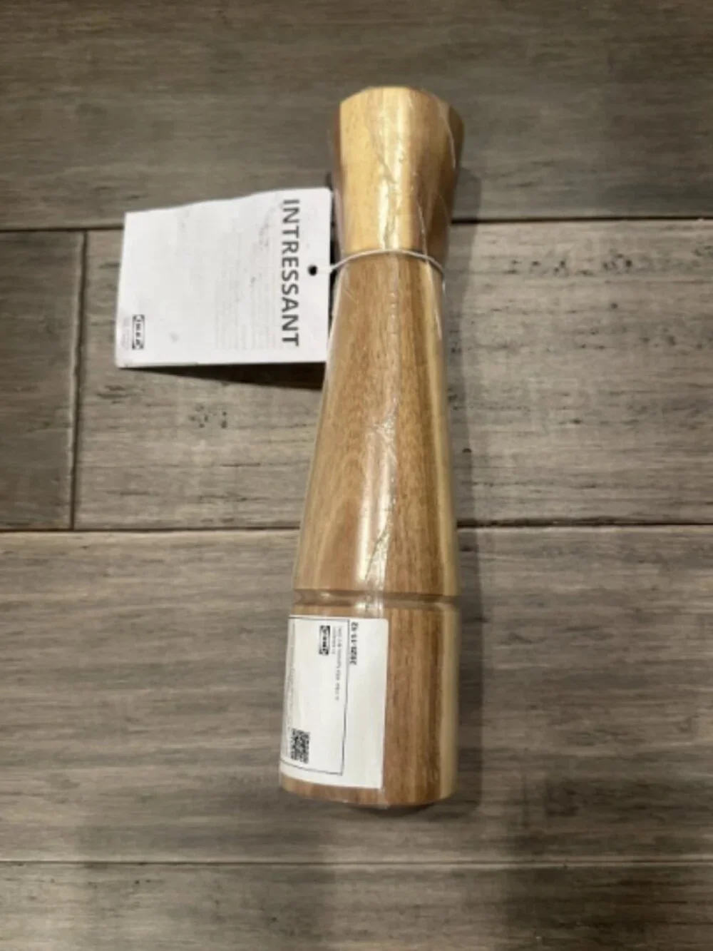 INTRESSANT 705.781.92 Spice mill, acacia, 11
